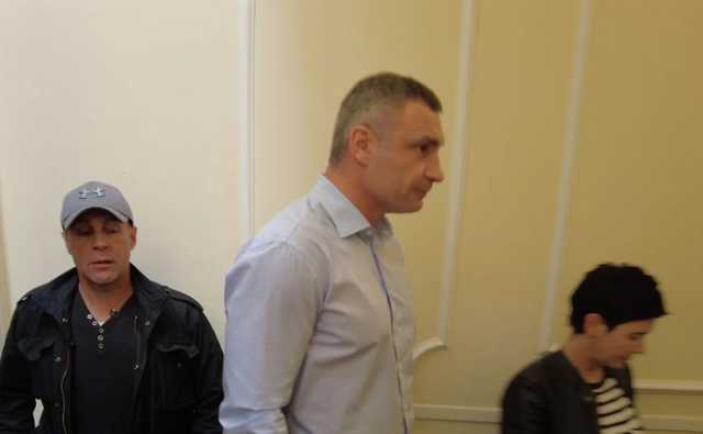 В доме Кличко устроили обыск: мэр заявил о возможном давлении