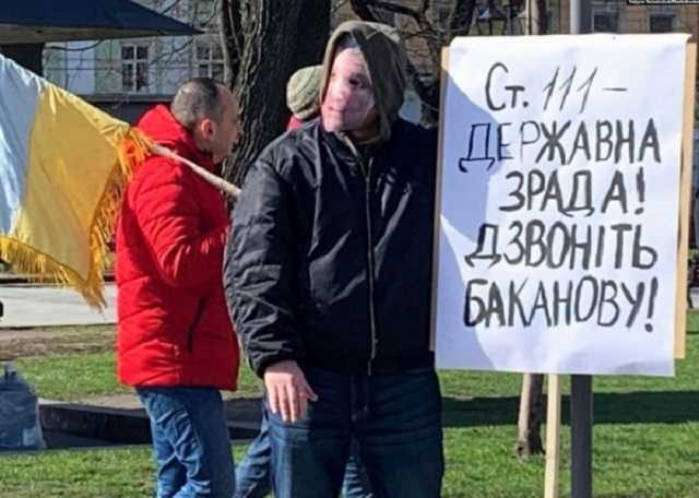 Игорь Лосев: Поощрение предателей