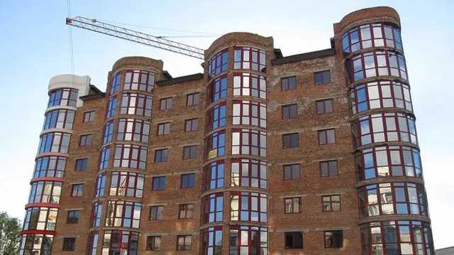 Предприимчивые застройщики вымогали деньги за документы на уже купленные под Киевом квартиры