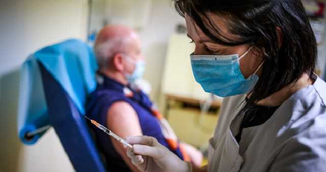 Молдова начала массовую вакцинацию от COVID-19: прививку могут сделать все желающие