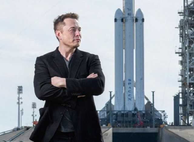 Маск заявил, что Tesla не стала продавать свои биткоины, несмотря на обвал курса