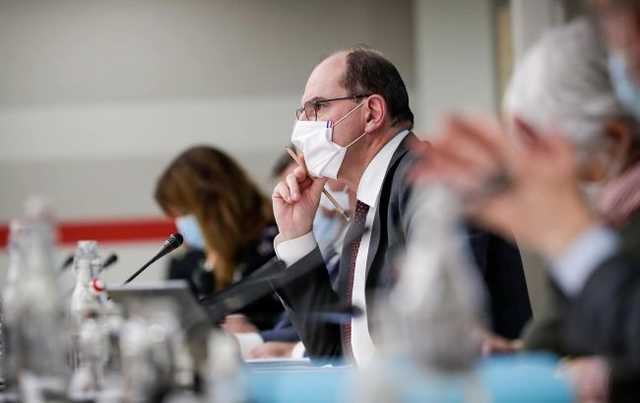 Во Франции с 31 мая начнут вакцинировать от COVID всех желающих