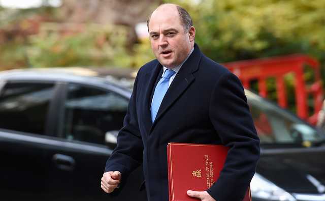 Россия - главная угроза безопасности Великобритании, - министр обороны Уоллес