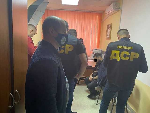 На Закарпатье разоблачили иностранца, попавшего под санкции СНБО