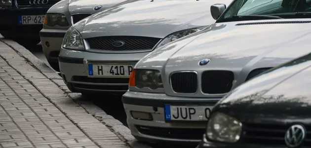 Украинцев обяжут заплатить штраф за "евробляху" даже при сдаче ее на запчасти: пояснение