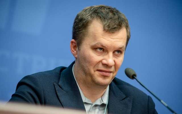 Школа Милованова получила взятку в 1,68 миллиона гривен от Укроборонпрома