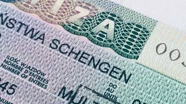 Евросоюз ввел жесткие проверки претендентов на получение шенгенских виз