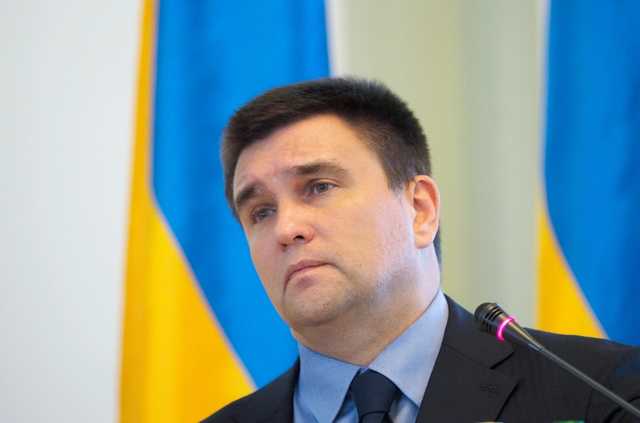 Климкин заявил, что Лукашенко угрожает Украине и Западу признанием Крыма
