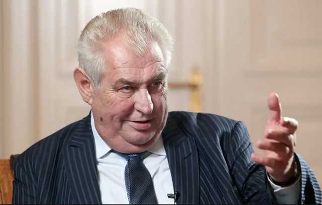 Пророссийского президента Чехии Земана хотят лишить должности