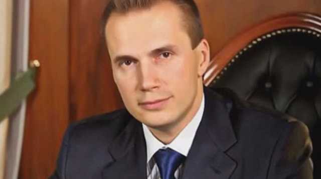 Фирма, связанная с Александром Януковичем, владеет частью элитного бизнес-центра в Москве