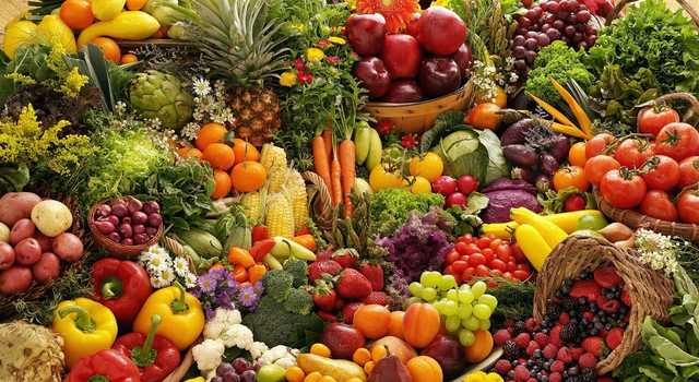 Какие витамины необходимы организму летом и после COVID-19: украинцам дали важные советы