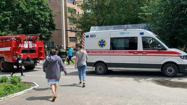 Ученица распылила перцовый баллончик в школе Харькова: эвакуировали 750 детей