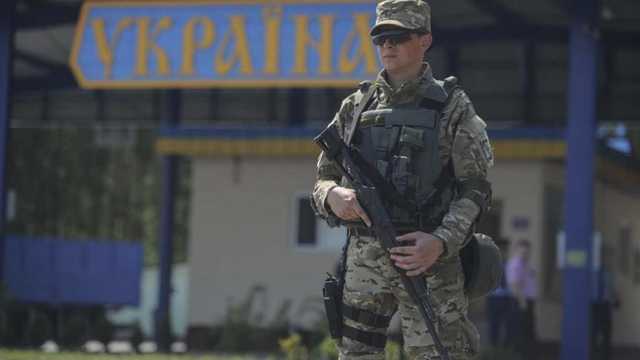 В ОРДО пугают молодых людей: Украина ограничит выезд резервистов за границу