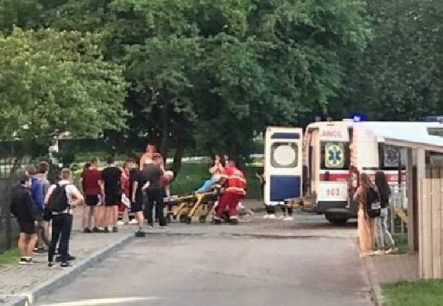 У Луцьку підліток встромив ножа у спину 21-річному хлопцеві