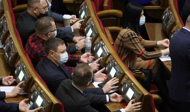 В Раде объяснили, почему именно СНБО будет формировать реестр олигархов