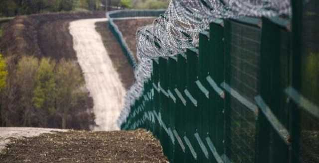 Скорее “Стена” упадет, чем за нее кто-нибудь “сядет”