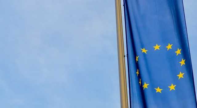 Послы ЕС продлили запрет на инвестиции в оккупированный Крым