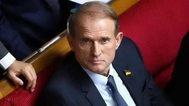 Суд разрешил заочно расследовать "крымское дело" соратников Медведчука