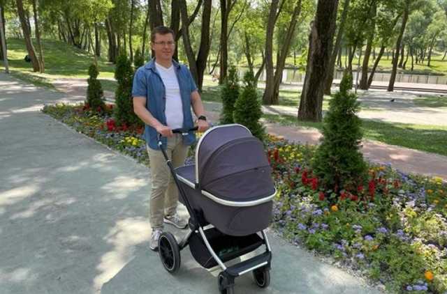 Депутат от "Слуги народа" ушёл в декретный отпуск