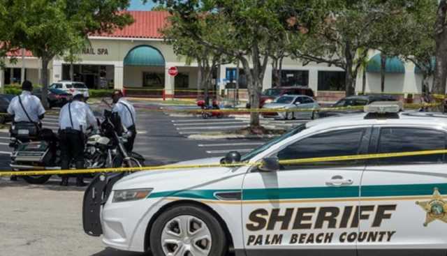 Американец убил бабушку с внуком в супермаркете и покончил с собой