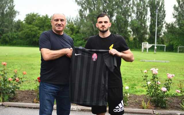 Два футболиста "Динамо" ушли в "Зарю"