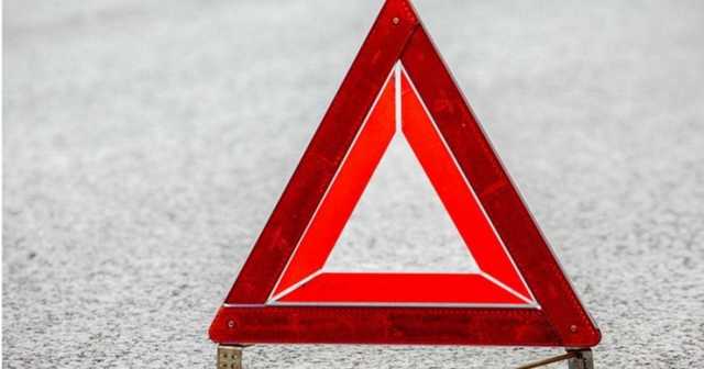 В Киеве под колесами фуры погибли два человека