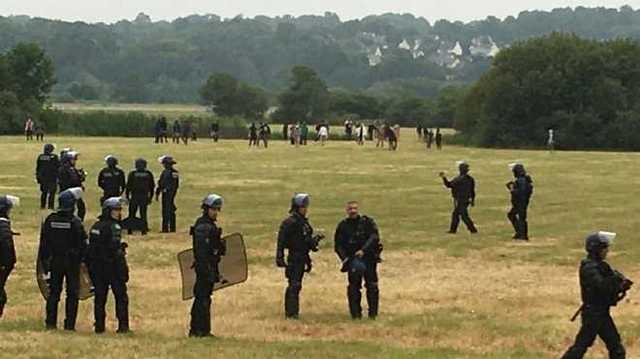 Во Франции полиция разогнала рейв-вечеринку: один участник остался без руки