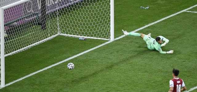 Голкипер сборной Австрии: к перерыву должны были выигрывать у Украины 4:0