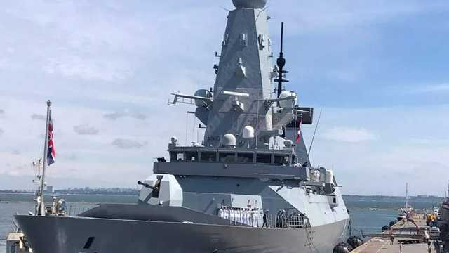 Минобороны РФ вызвало британского атташе из-за инцидента с эсминцем