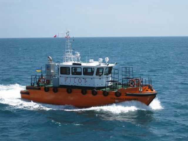 АМПУ заказала ремонт катера за 2,5 млн у фирмы из 4 сотрудников