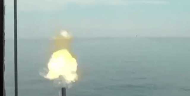 " ! !":        Defender