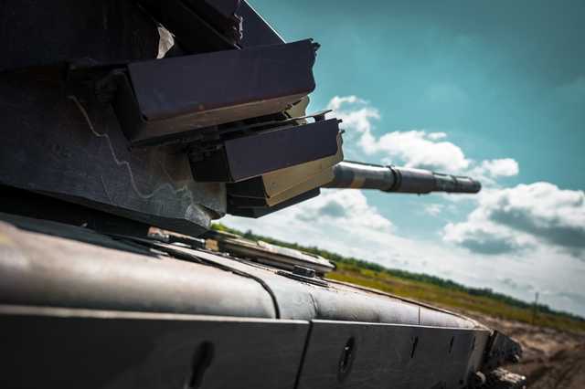 На трасі в Криму перекинулася бойова машина окупантів