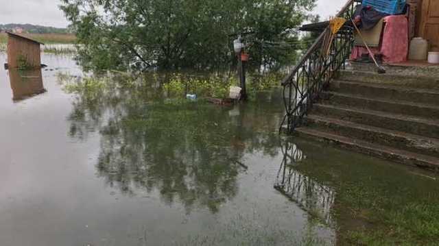 Сотни сел и городов без света, пострадавшие из-за ударов молнии: непогода бушует