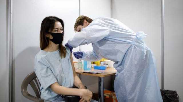 В Украине сделали более 18 тысяч прививок от коронавируса