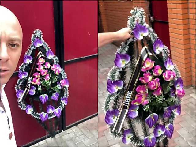 «Диме от друзей»: николаевскому блогеру Талпе подбросили домой похоронный венок