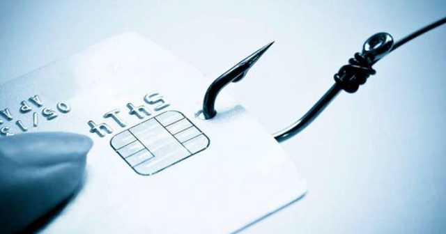 "Никто не поможет": клиентка ПриватБанка рассказала о пропаже денег с карточки