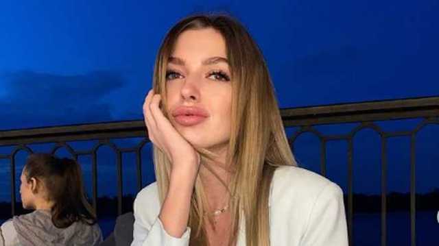 Украина – "самая конченная страна": блогерша взорвалась оскорблениями из-за задержки рейса