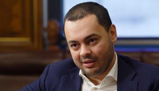 Замглавы ОП Андрей Смирнов отдыхает вместе с контрабандистом из списка СНБО Сеяром Куршутовым