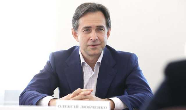 Как вице-премьер Любченко пьяный на «крузаке» рассекал, а Печерский суд его крышевал