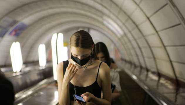 Киев остался лидером по количеству новых случаев COVID-19