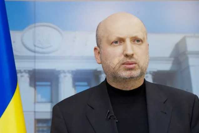 Турчинов: Моя дружина біль від онкології знімала легальними препаратами, а не канабісом