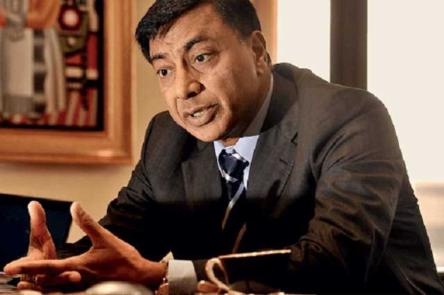 К Митталу подошли снизу