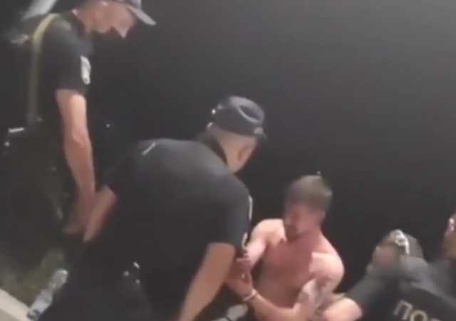 У Рівному на АЗС чоловіку під час бійки розбили голову