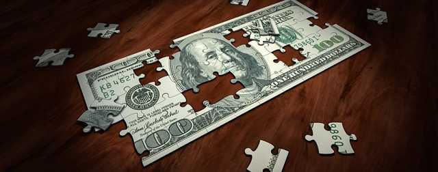 В Харькове судья пожаловался на взятку фальшивыми долларами