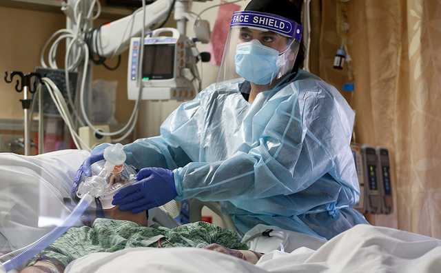 В США началась "эпидемия непривитых": коронавирус Дельта парализует больницы