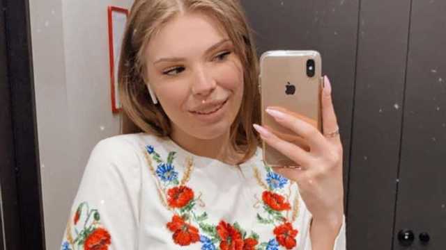 Украинский уже не "мерзкий язык": скандальная блогерша надела вышиванку и извинилась