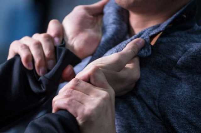 До потери сознания: молдовские политики устроили драку в прямом эфире