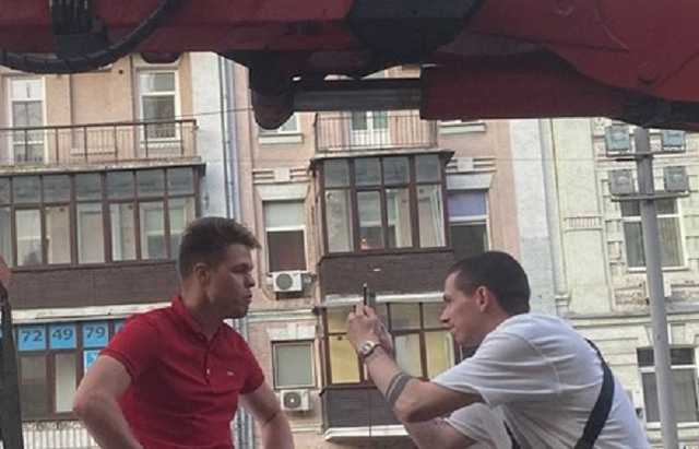 Известный блогер устроил "цирк" в центре Киева из-за нарушения ПДД