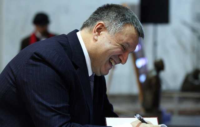 Хорошего вам выходного, – Аваков передал привет украинцам с отдыха в Италии