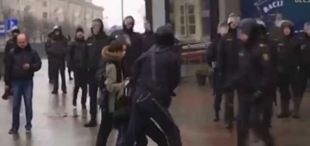 Садисты Лукашенко покалечили 16-летнюю девушку. «Мама запрещала говорить, что меня побили милиционеры»